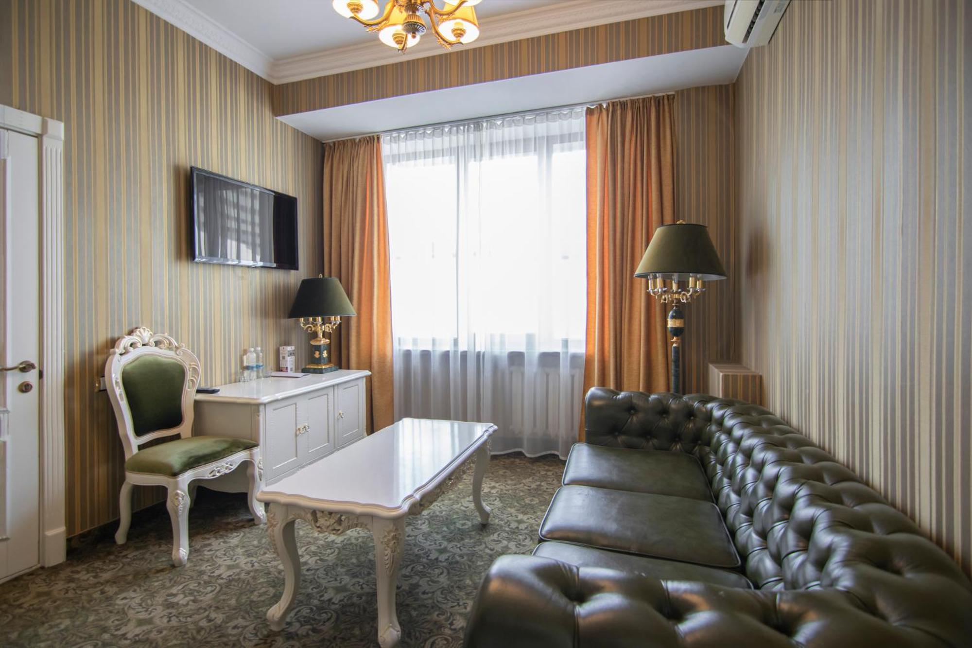 Royal Olympic Hotel Киев Экстерьер фото