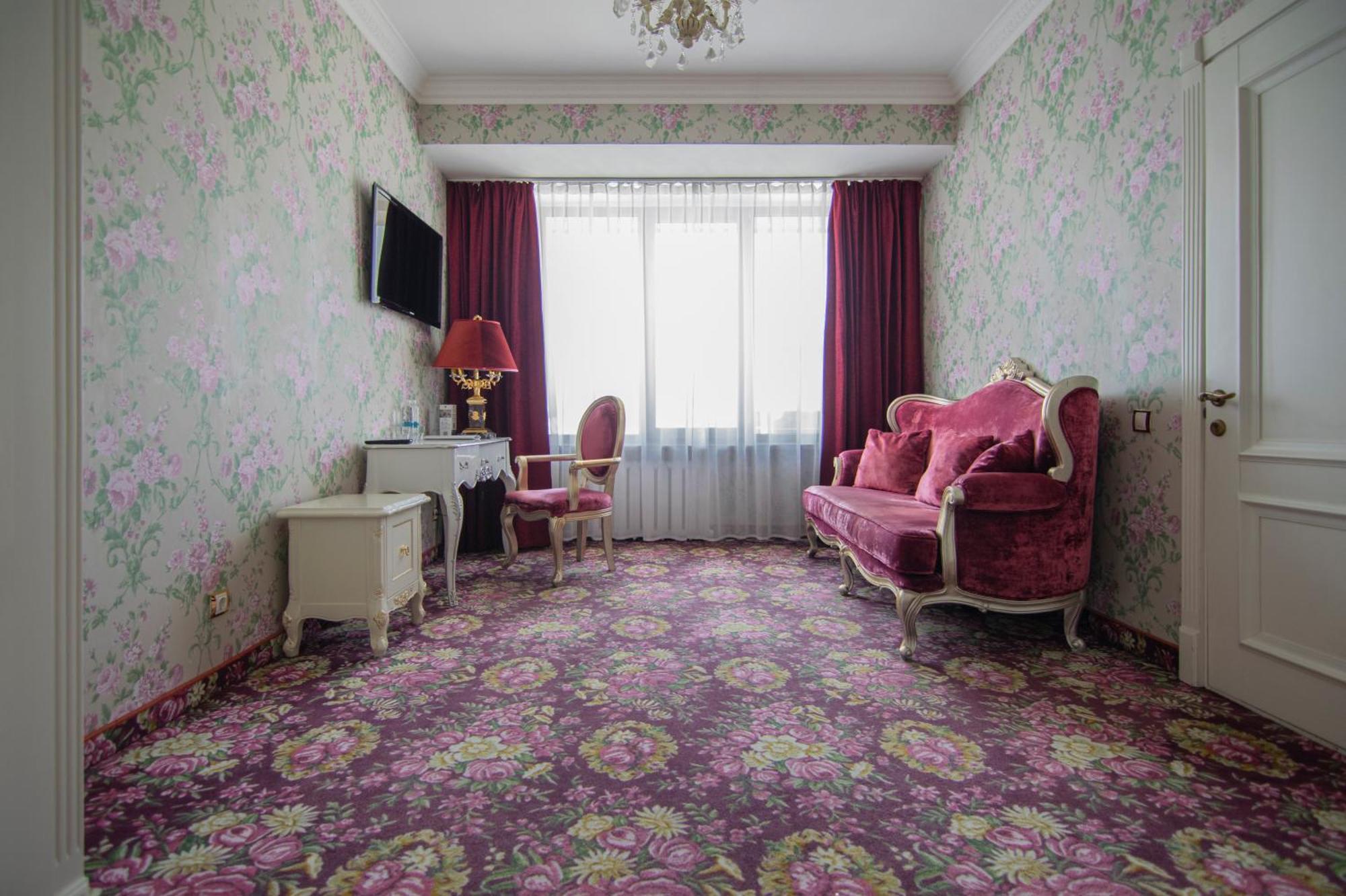 Royal Olympic Hotel Киев Экстерьер фото